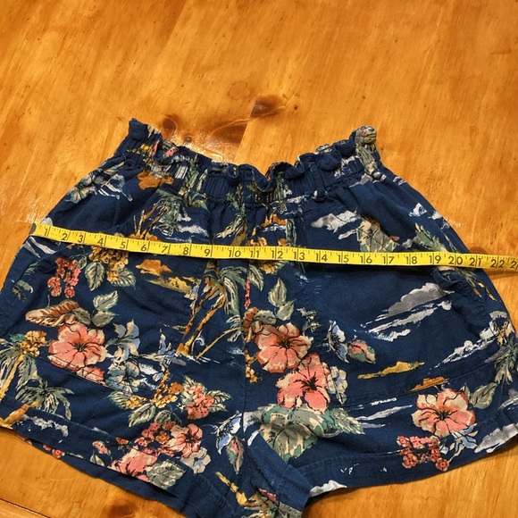 Tropical Print Paper Bag Style Pull On Shorts - Picture 10 of 11